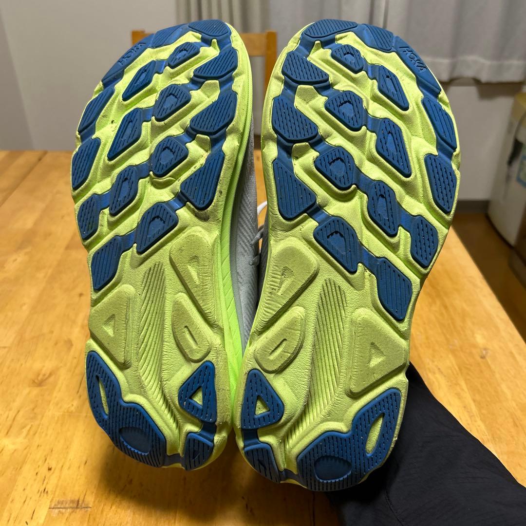 ホカ　HOKA クリプトン9 サイズ　28