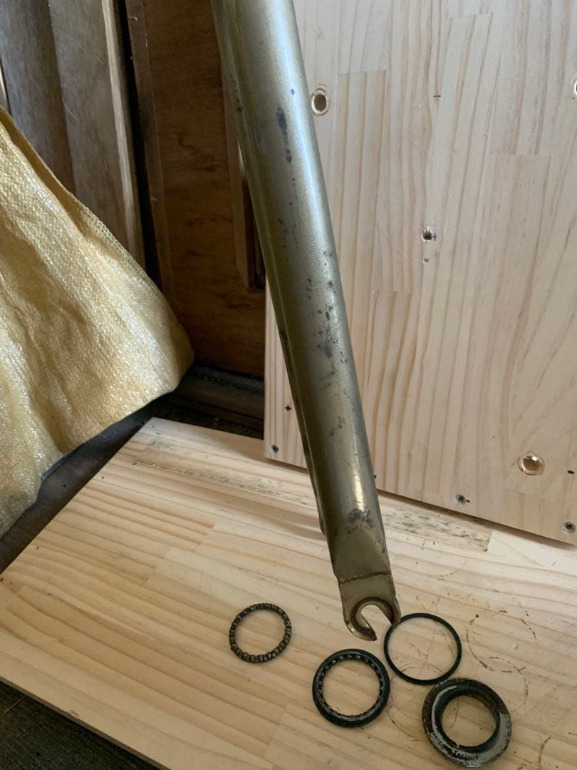 ピスト　フロントフォーク　トリック　fgfs ヘッドパーツおまけ