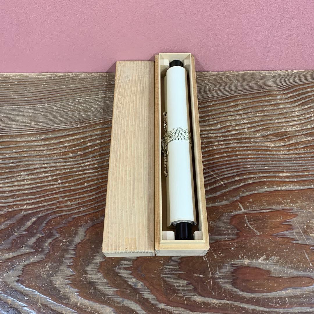 美品 掛け軸 黄梅院 小林太玄作「瀧」共箱 茶掛け 禅語