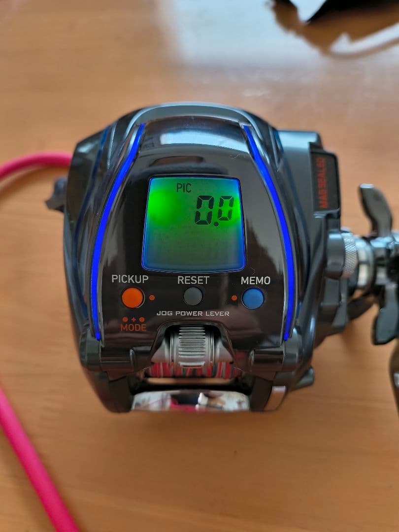 ダイワ　DAIWA SEABORG 300J 電動リール　バッテリー　中古