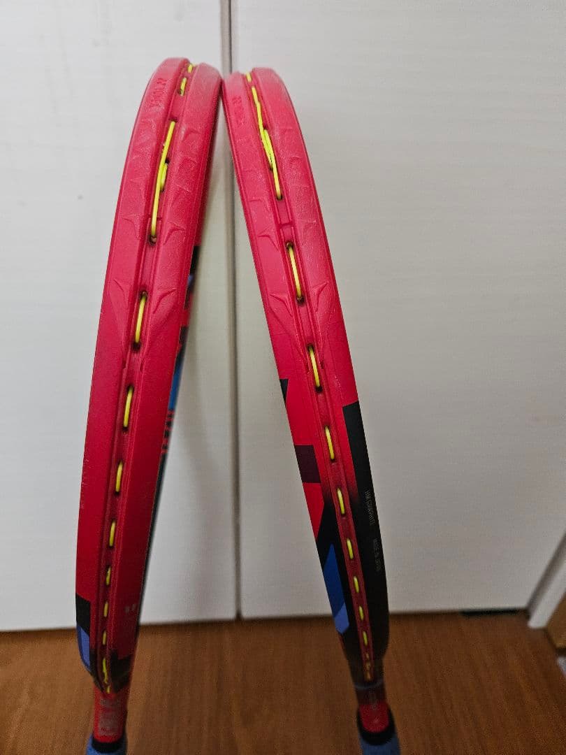 YONEX Vcore2023 100 G2 テニスラケット 2本セット傷少なめ