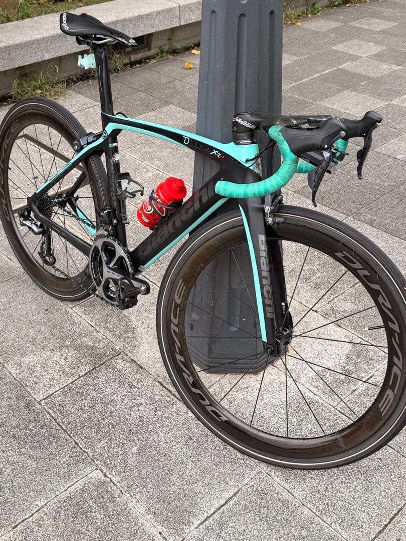 Bianchi Oltre XR4 2019 完成車