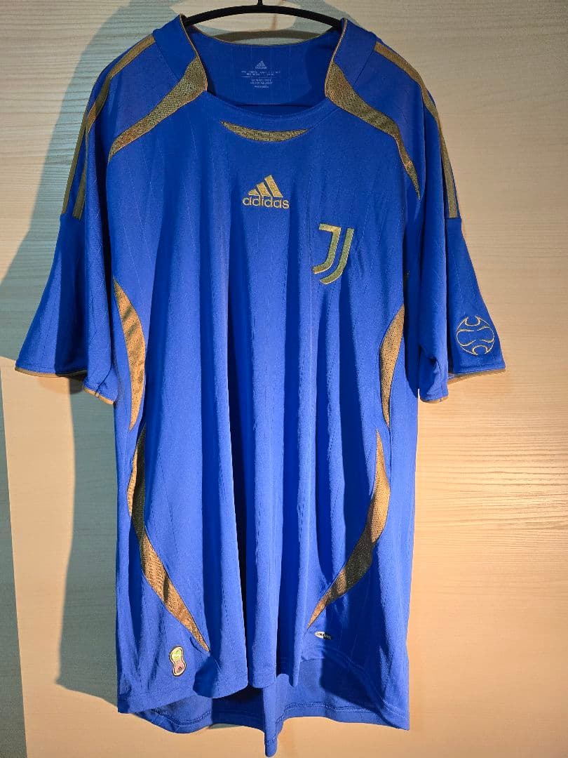 ​【美品】2021 ユベントス 復刻モデル トレーニングウェア