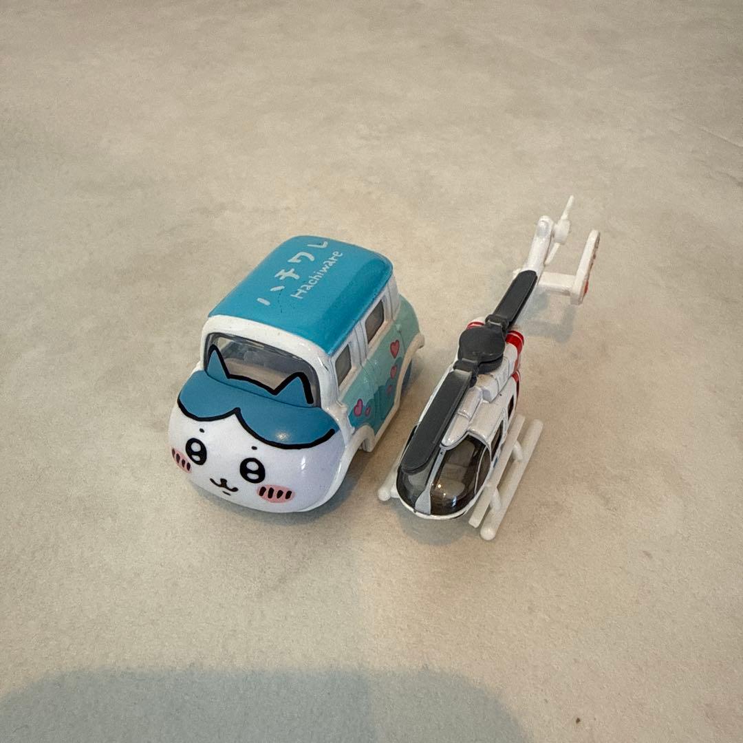 ミニカー 約53台 透明ディスプレイスタンド付き