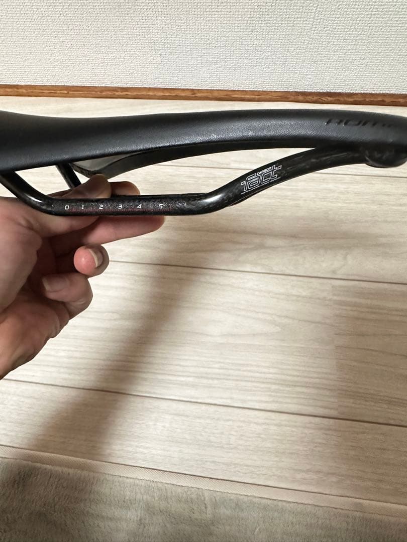 Specialized S-Works Romin Carbonサドル143mm