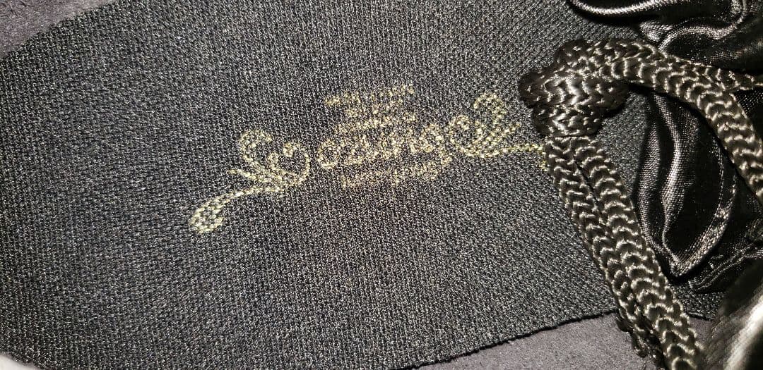 ダンスシューズ