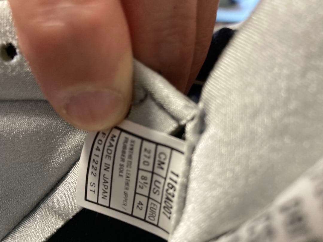 新品asics VICKKA EX-ALPHA27.0 BK/BK