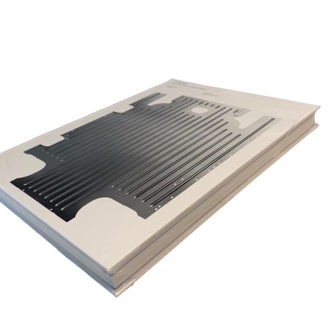 【新品 未開封】RIMOWAアーカイブブックSINCE1898