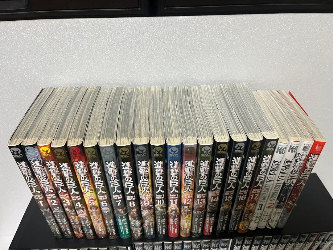やす　進撃の巨人　コミックセット