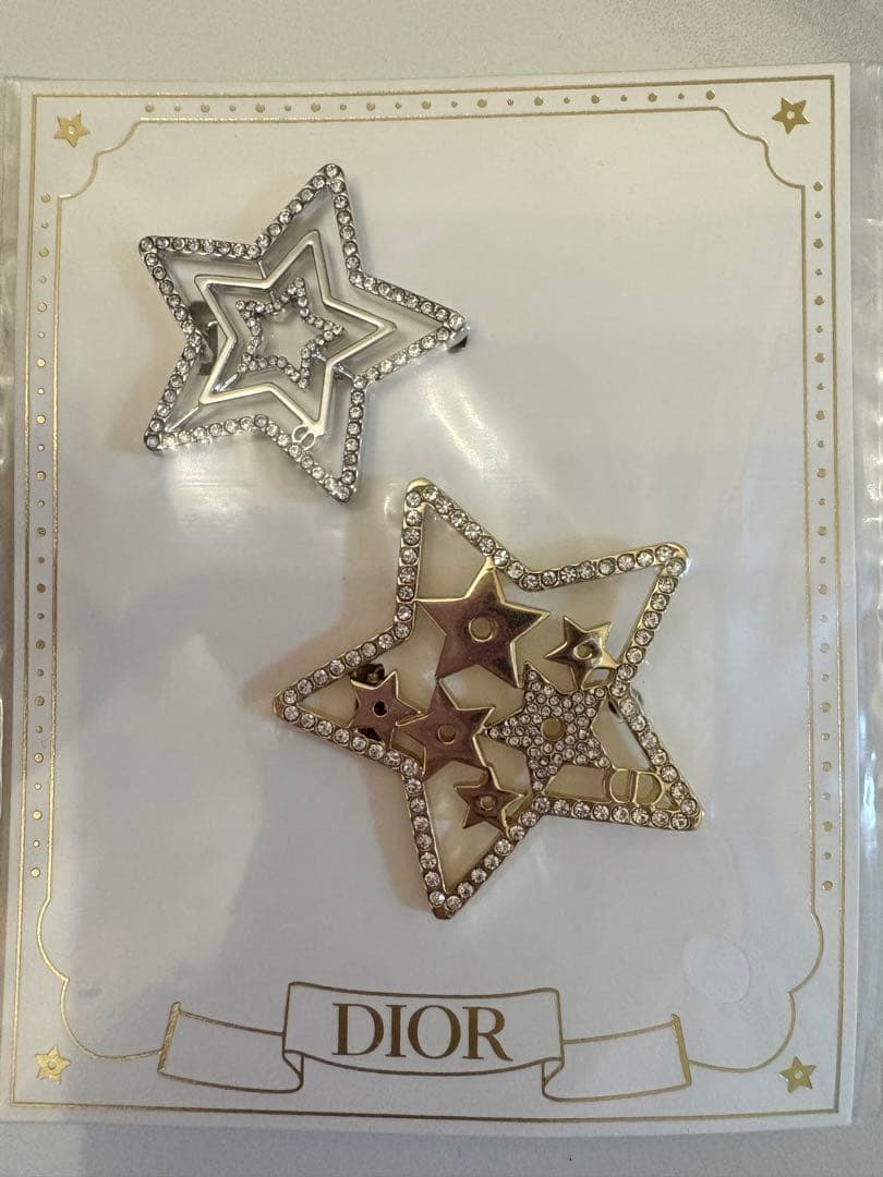 ディオール ホリデー限定 星型ヘアピン ノベルティ スター ヘアクリップ