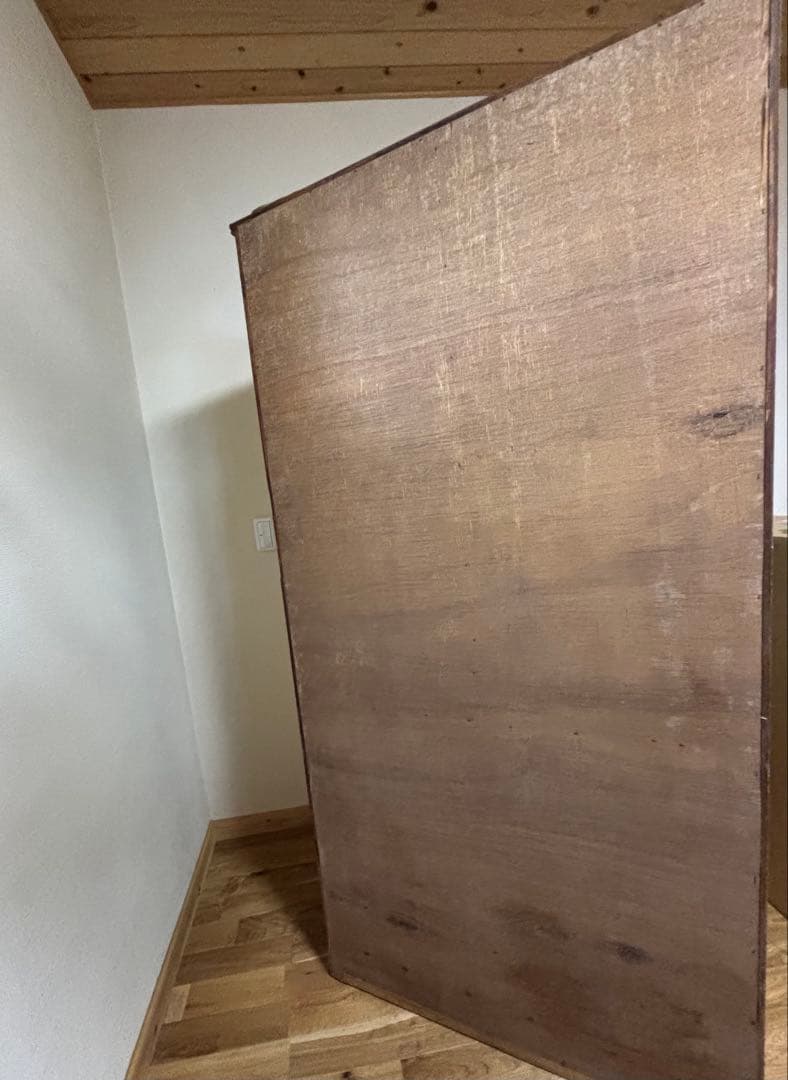 昭和レトロポップ　食器棚 アーチ型ガラス扉　オレンジ