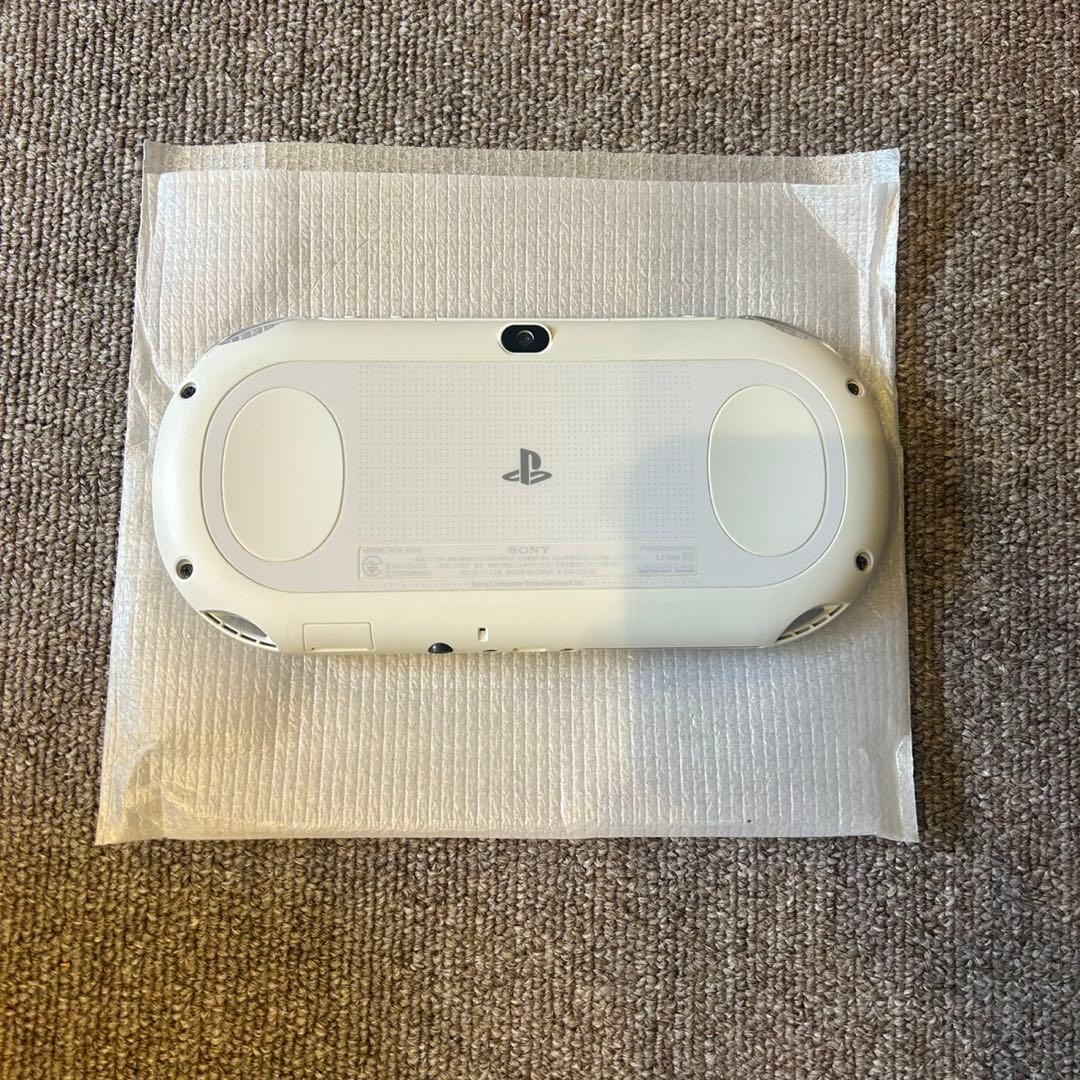 PSVITA PCH-2000 ホワイト 箱付き