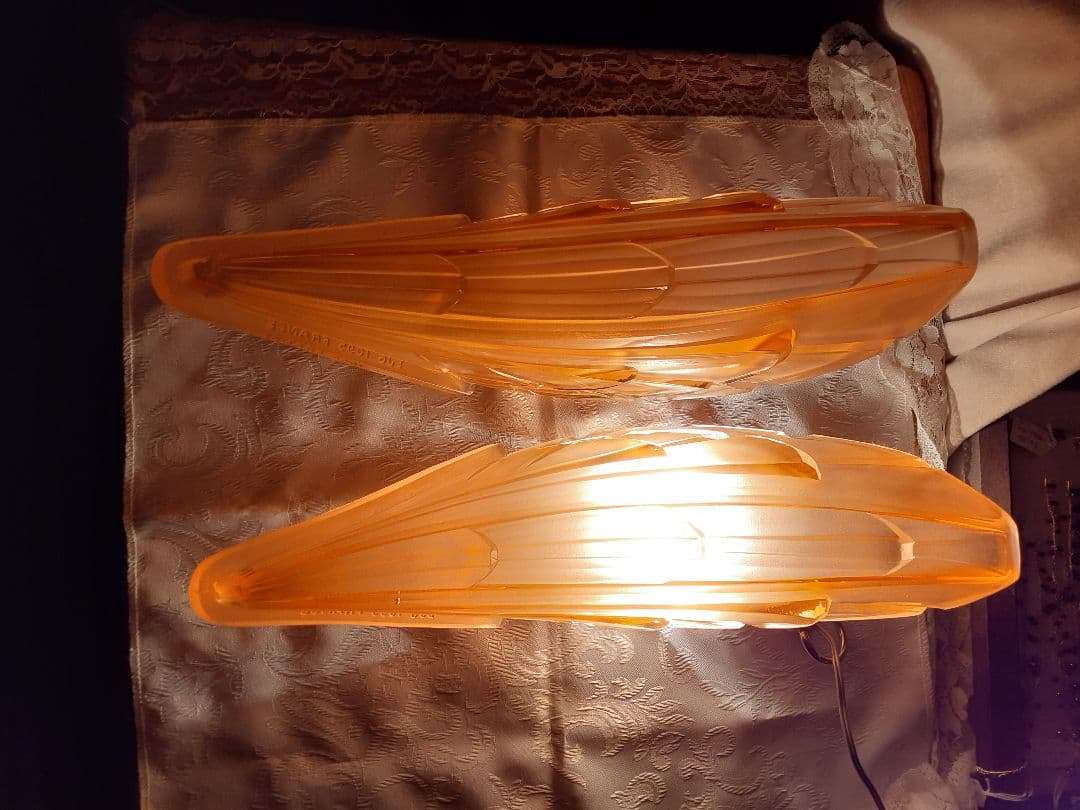 アールデコ時代のブラケットのガラスのホヤ