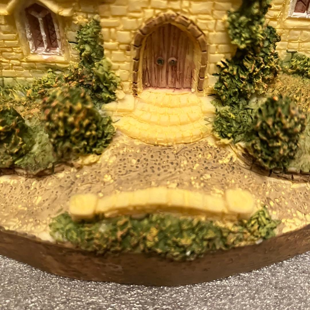 E-4 精巧 ミニチュアハウス 教会 置物 アンティーク調 フィギュア ジオラマ