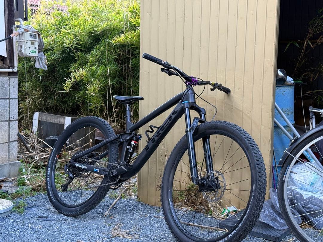 TREK Fuel EX 8 引き渡し限定