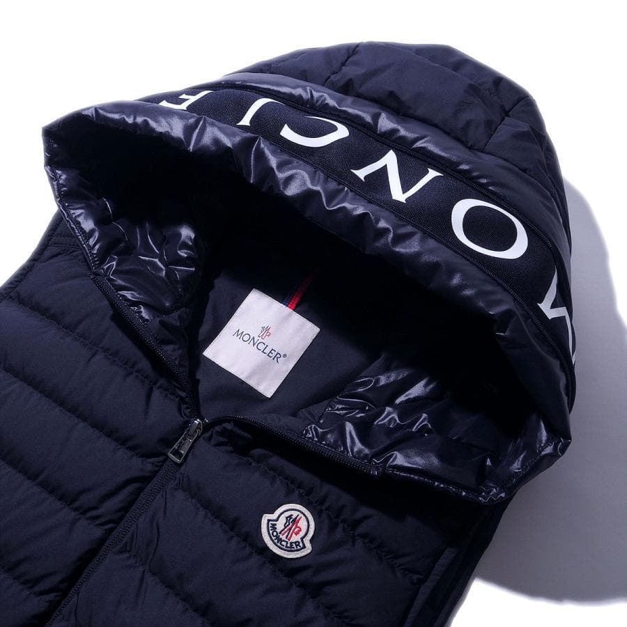 ハ*ラ様 【新品】MONCLER ベスト BOURGET ネイビー 新作　希少サ
