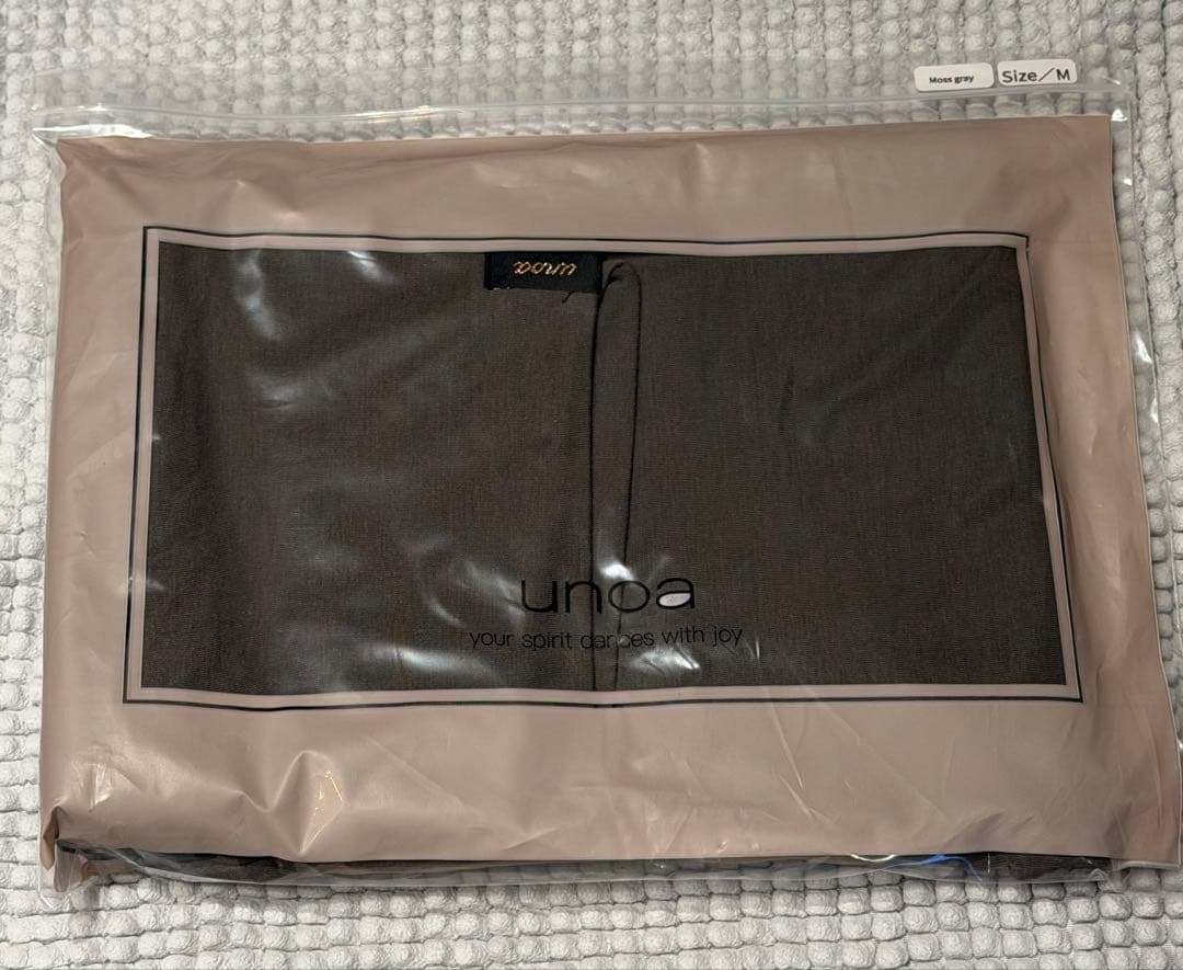 お得 新品 unoa ウノア Chill-Fit pants モスグレー M