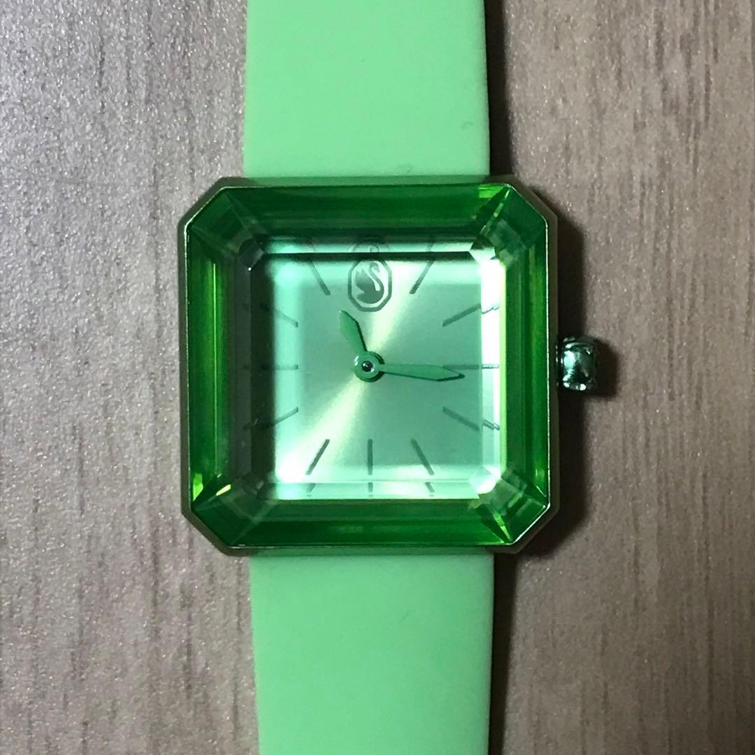 SWAROVSKI シリコンウォッチ 腕時計