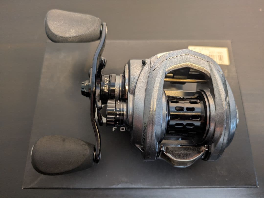 リール Abu Garcia REVO LT7 7.1:1