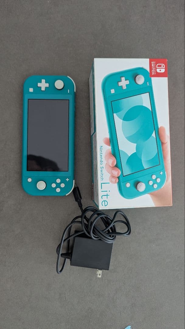 【美品】Nintendo Switch Lite 充電器、箱、SDカード付き