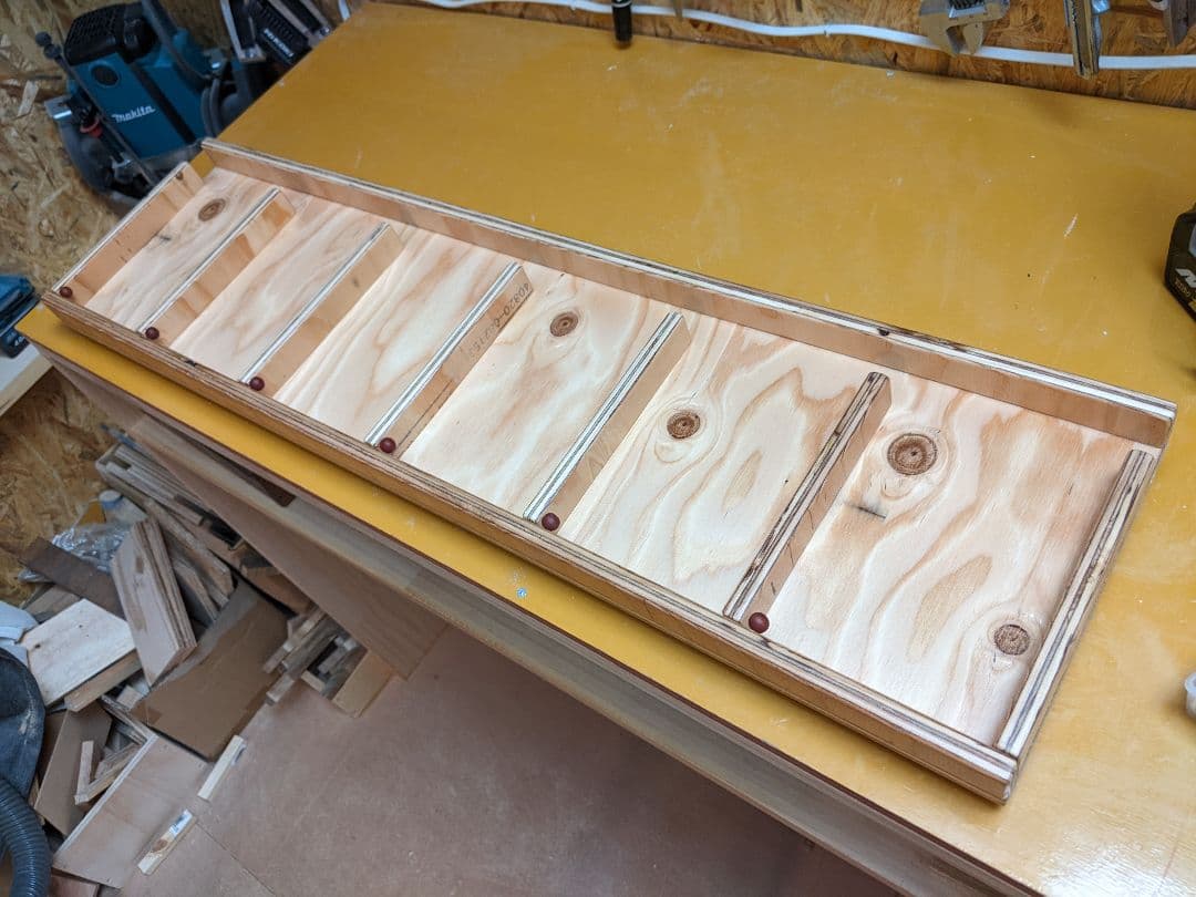 【壁掛本棚付】NARUTO全72巻&表紙を飾れるコミックラック 6冊用×12個