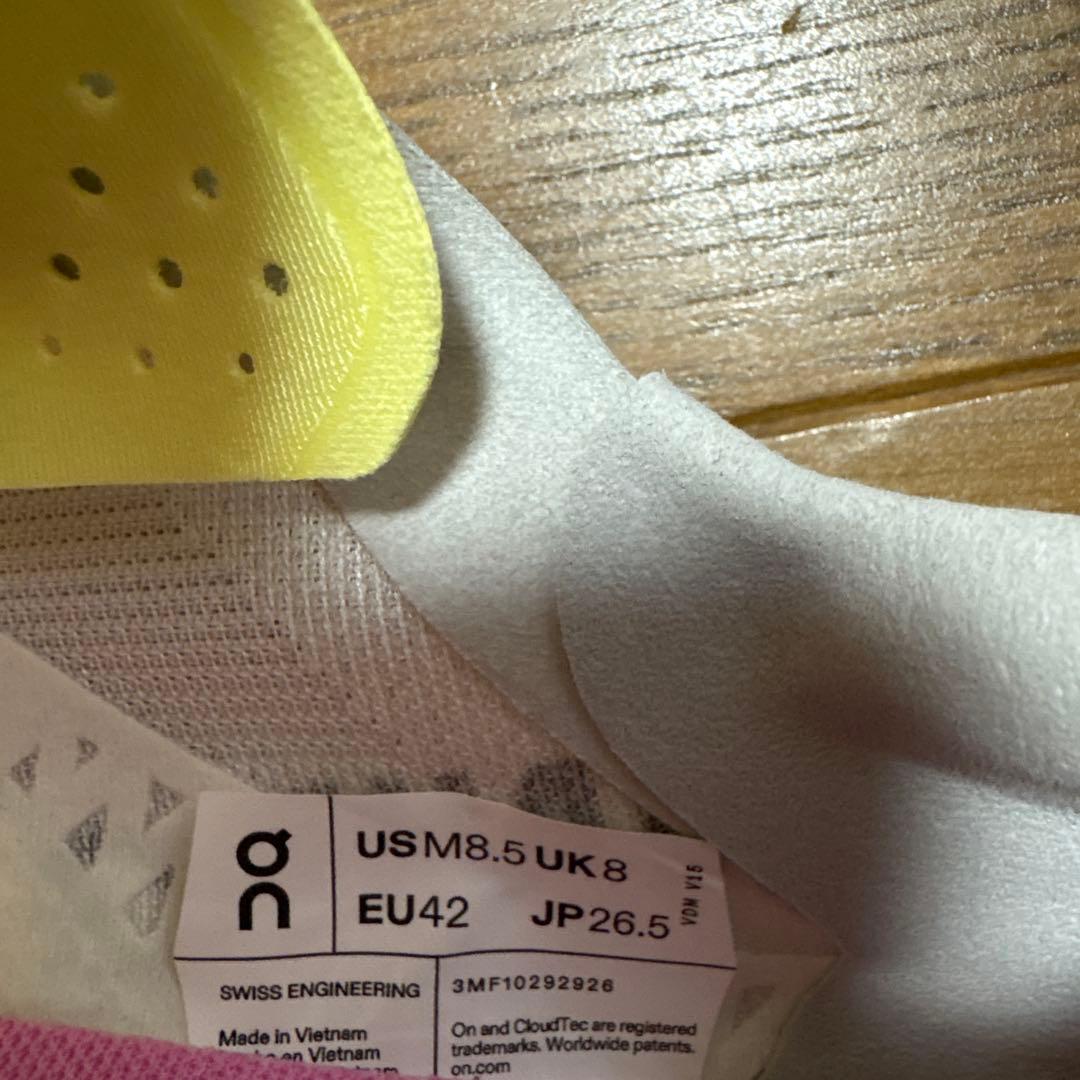 オン クラウドスパイク アンプリウス2 26.5センチ