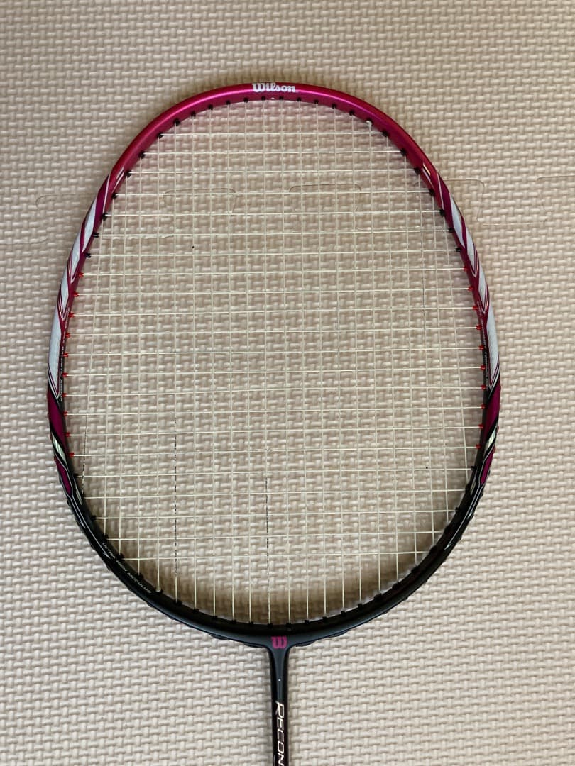 お得！ バドミントンラケット 2本 オーバーグリップ2個 練習球12個