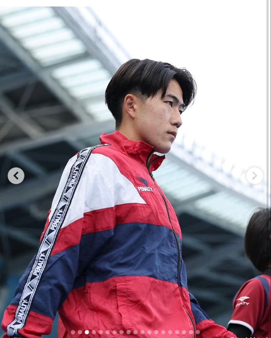 ファジアーノ岡山　アンセムジャケット　2025 美品