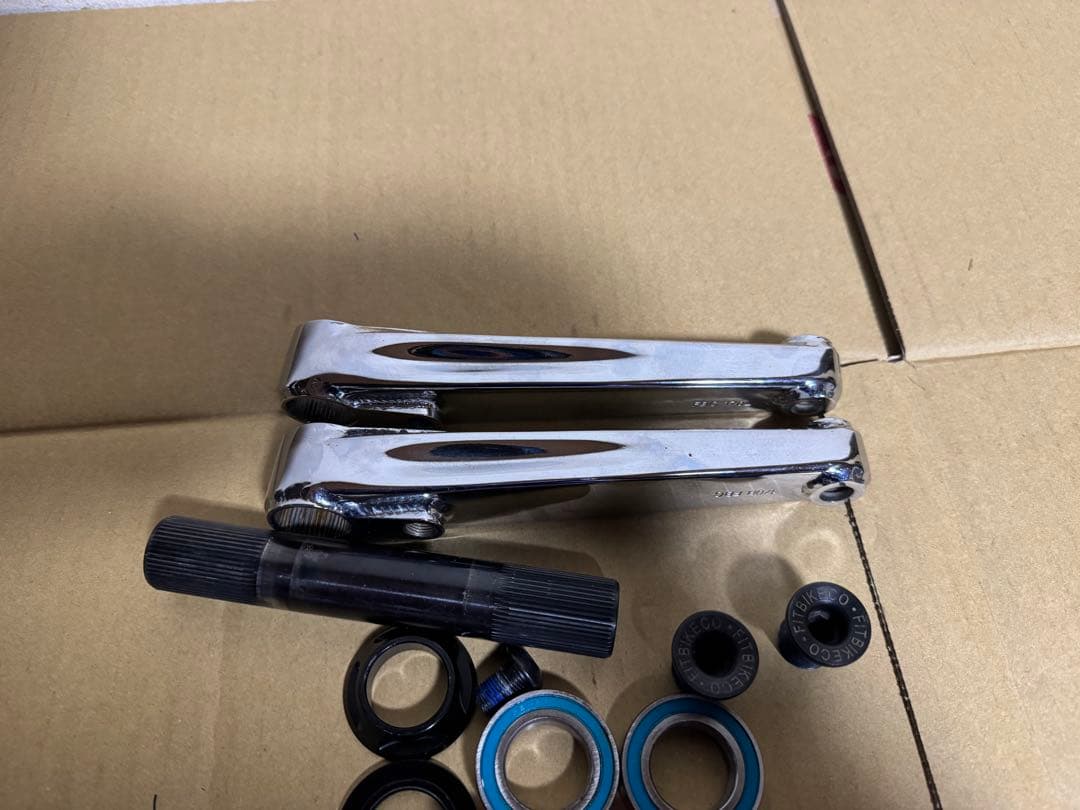 BMX クランクFIT ETHAN BLUNT 24MM CRANKS