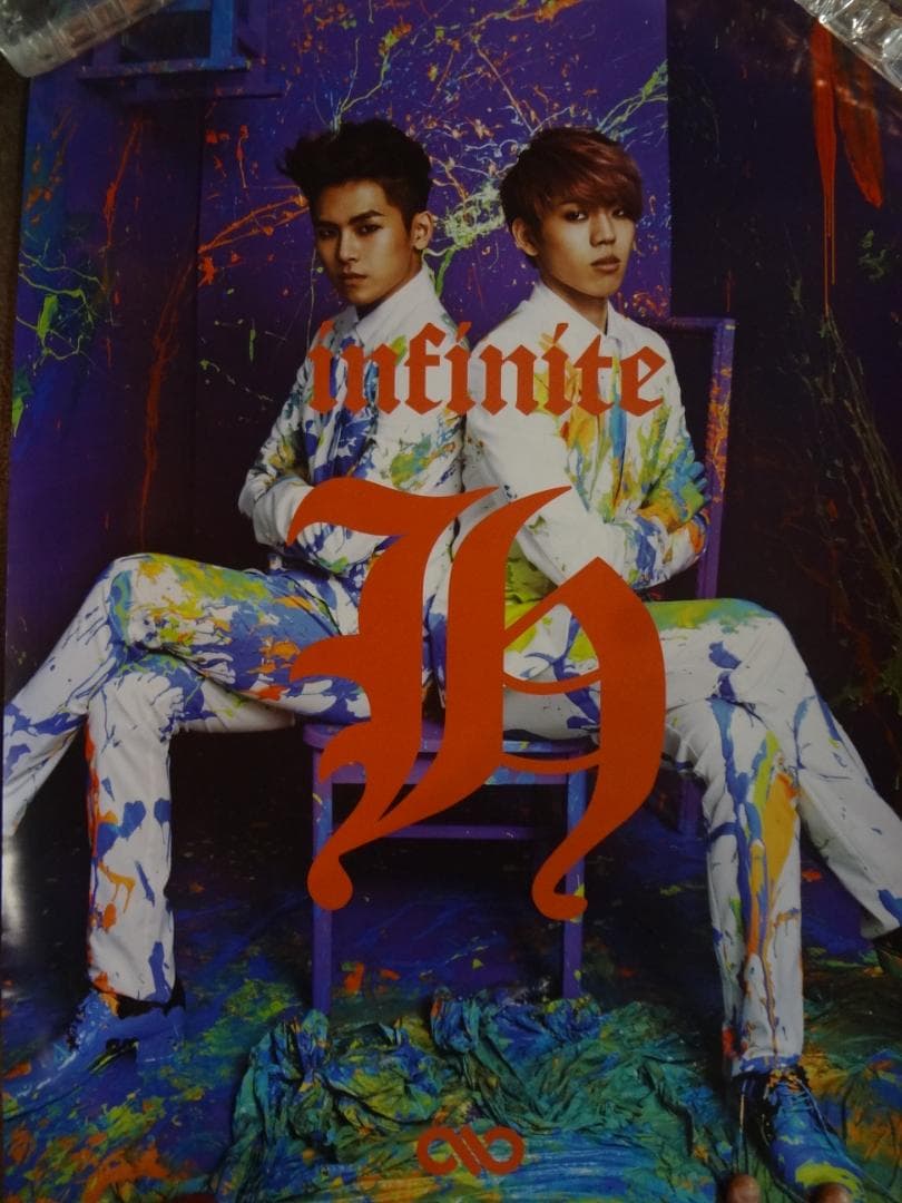 K-POPメンズアーティストポスター５０枚セット