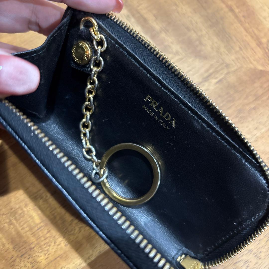 ゆ*う様 PRADA ブラック サフィアーノレザー キーケース　ケース