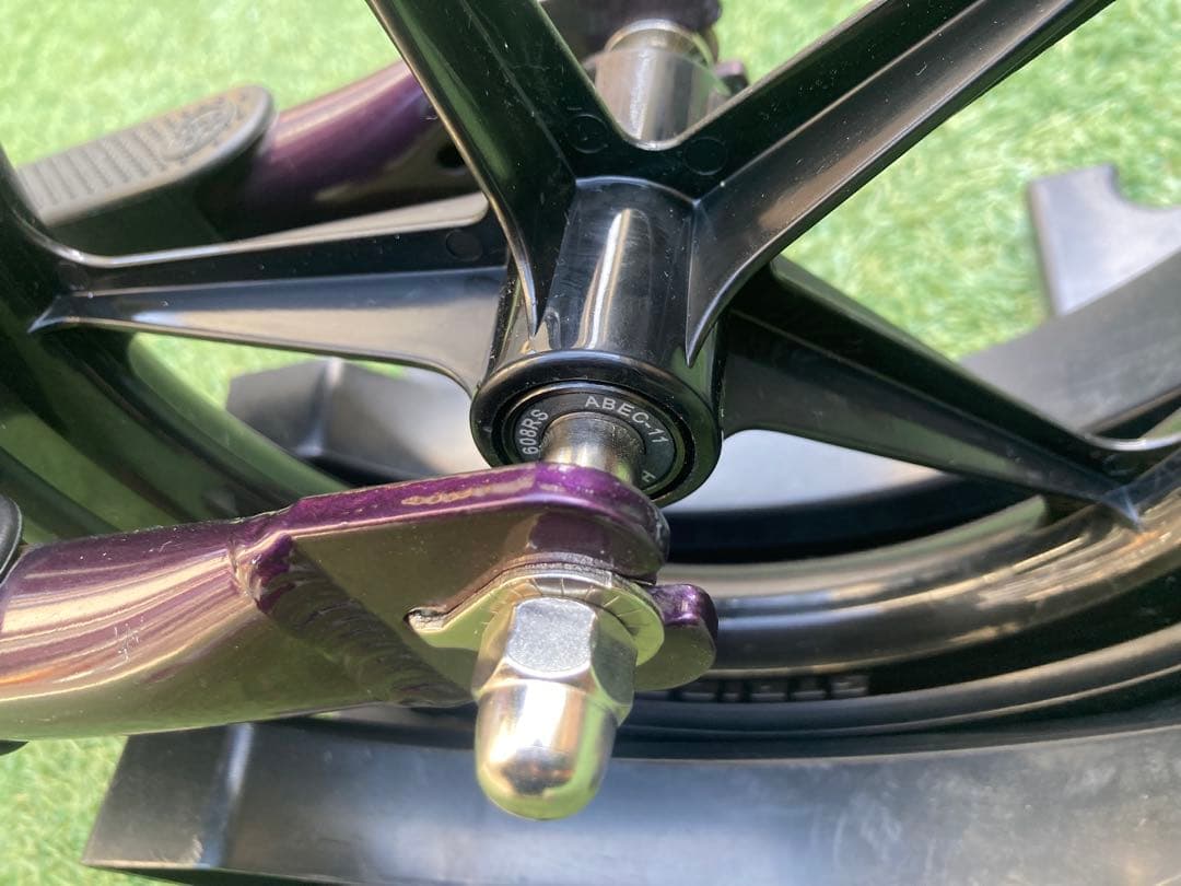 strider ストライダープロ　パープル　カスタム多数　タイヤベアリング新品