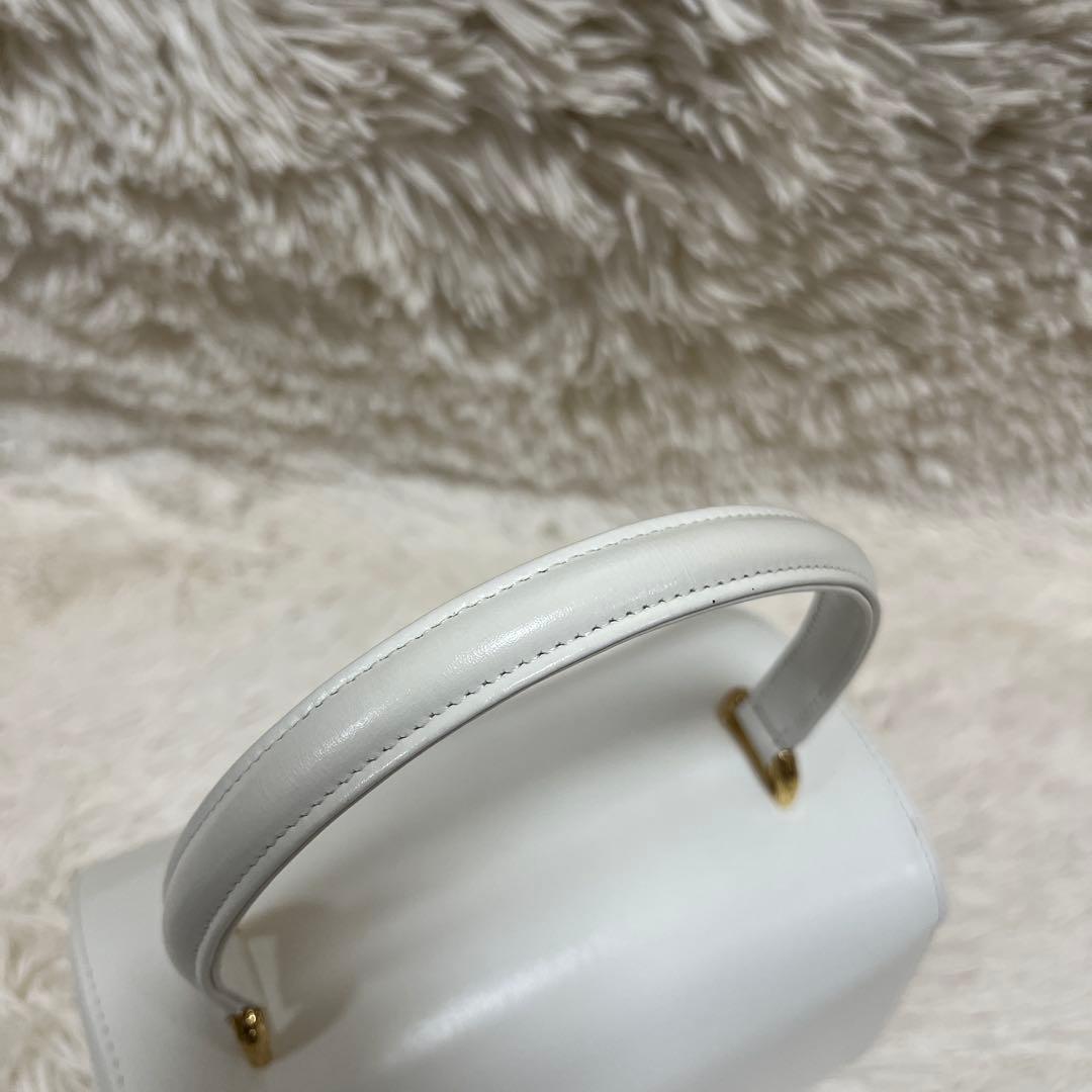 美品✨WAKO ワコウ　ハンドバッグ　ホワイト×ゴールド　自立