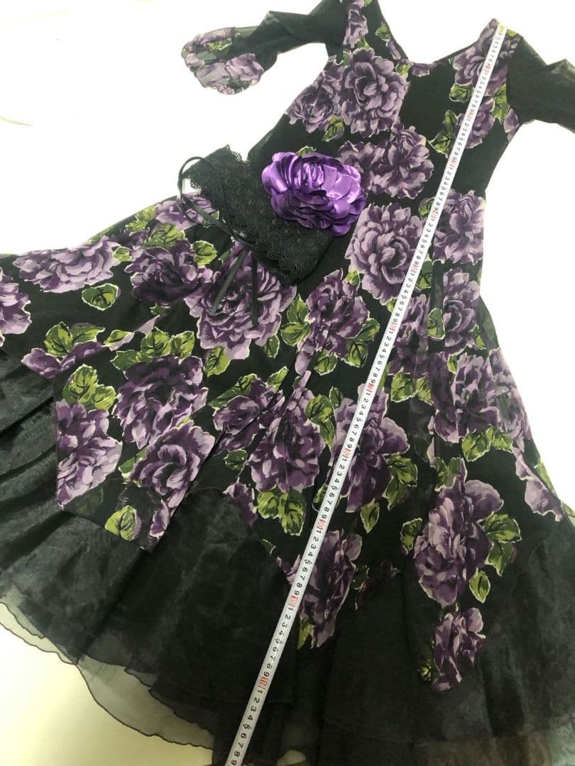 社交ダンス発表会パーティー。素敵な花柄裾オーガンジードレスコサージュ、ベルト付き