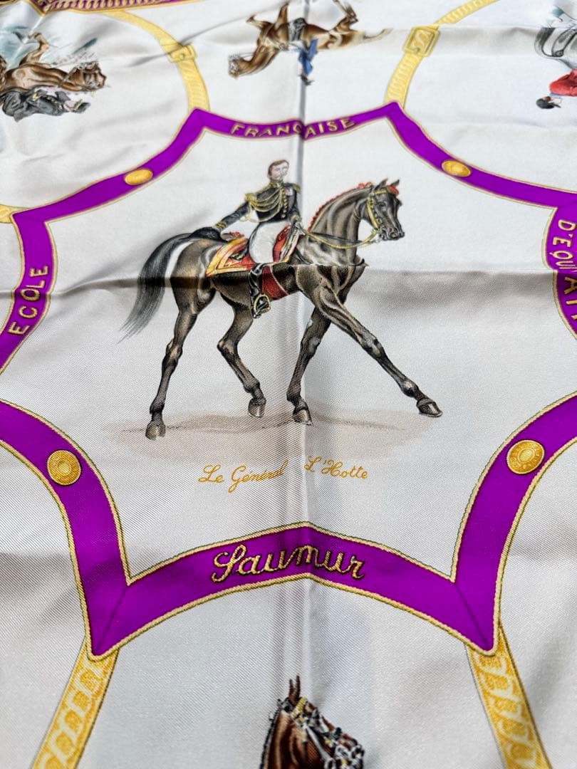 エルメス カレ90フランス国立乗馬学校 鐙の幻想 シルクスカーフ