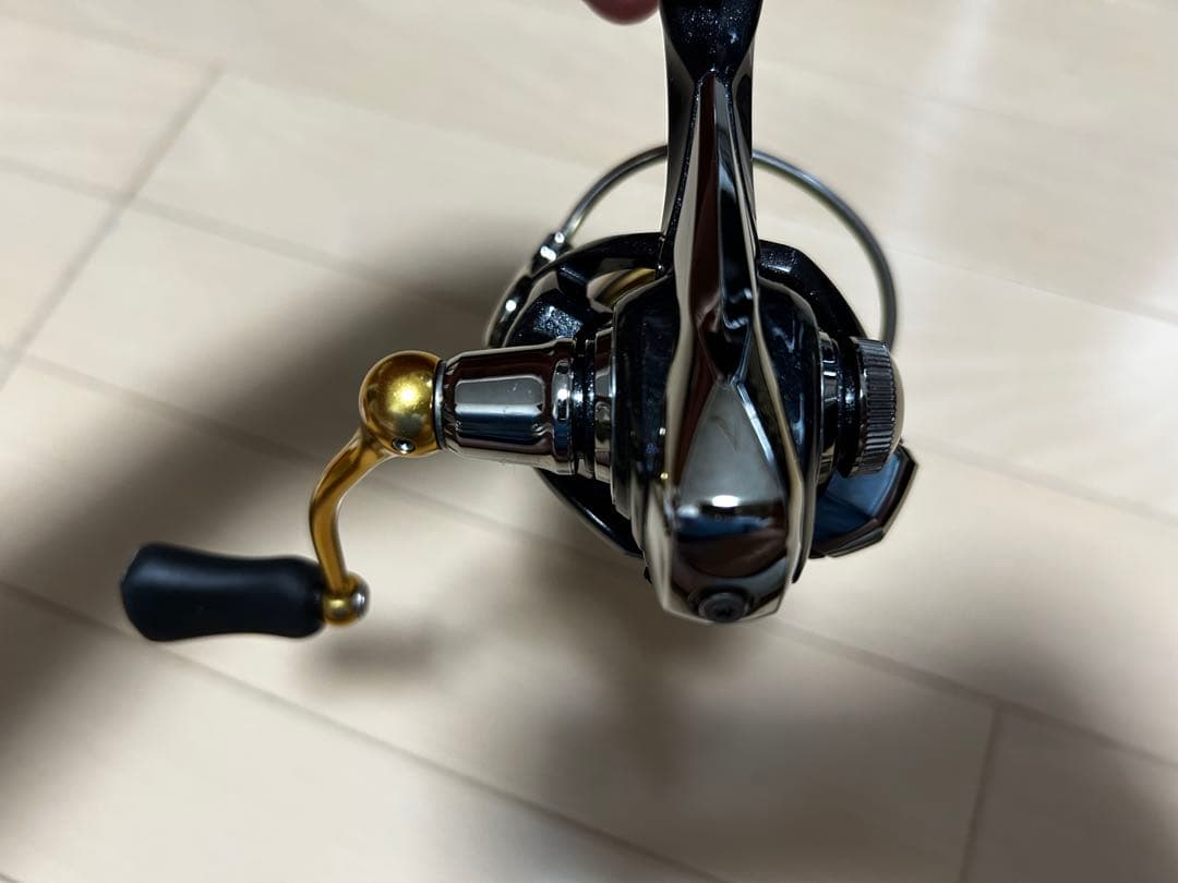 18LEGALIS LT2500S-XH スピニングリール