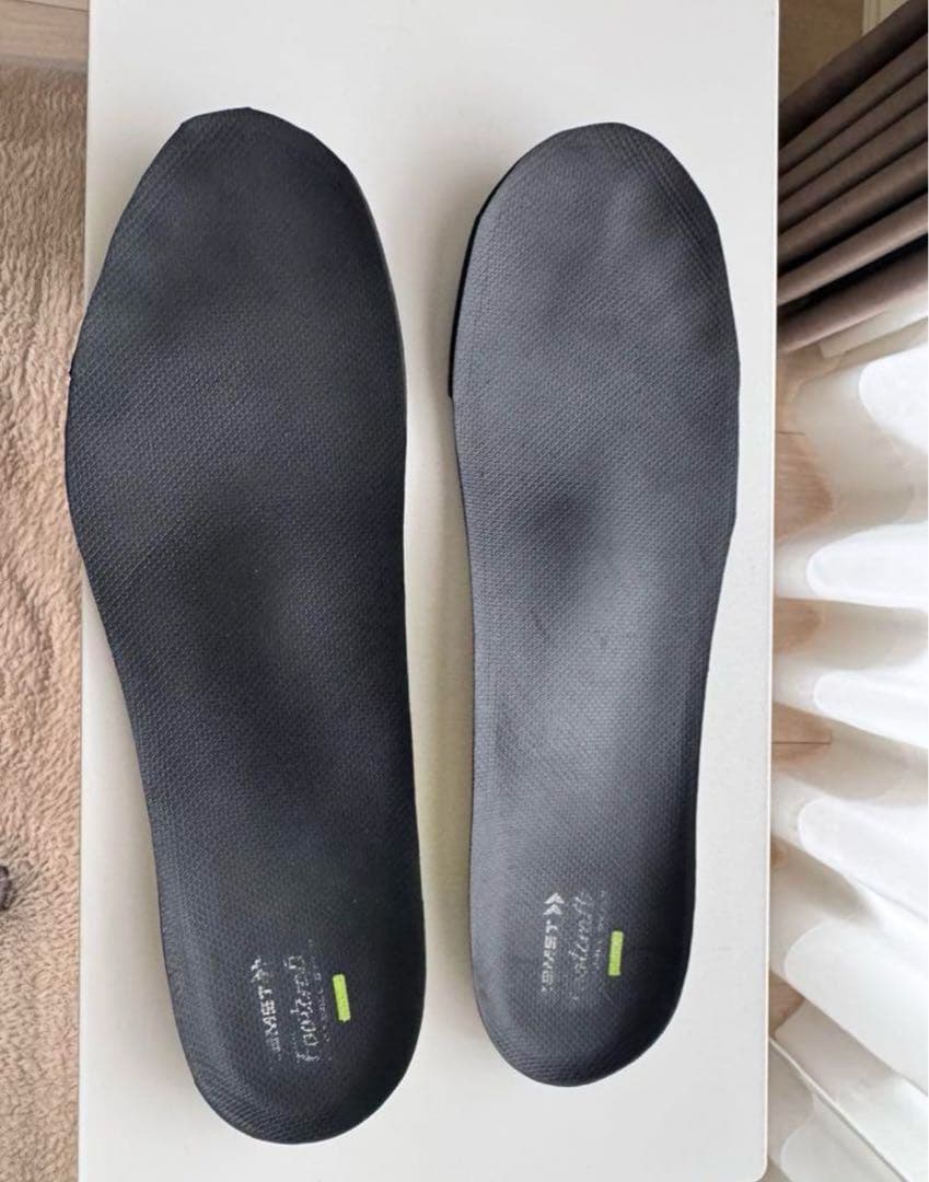 美品 adidas ADIZERO BOSTON 12 アディゼロ ボストン12