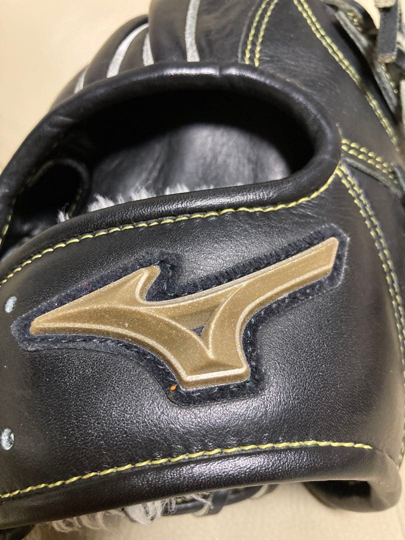 ミズノmizuno 軟式　黒　H selection 03 限定【美品】29cm