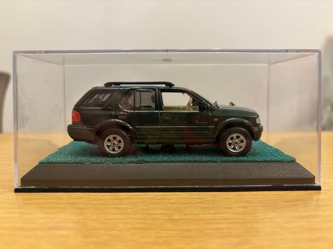 非売品 いすゞ ビッグホーン BIGHORN 1/43 ミニカー ディーラー品