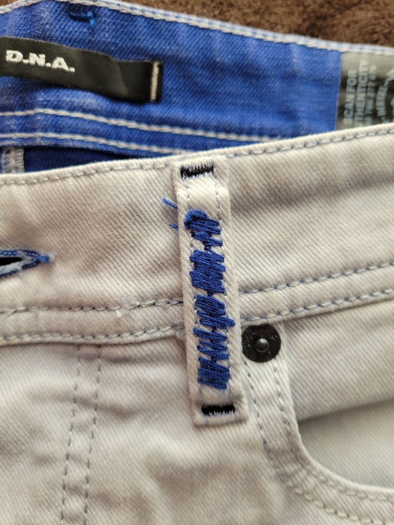 ブンチャン❗★DIESEL 白 スリム キャロット W30 ストレッチ