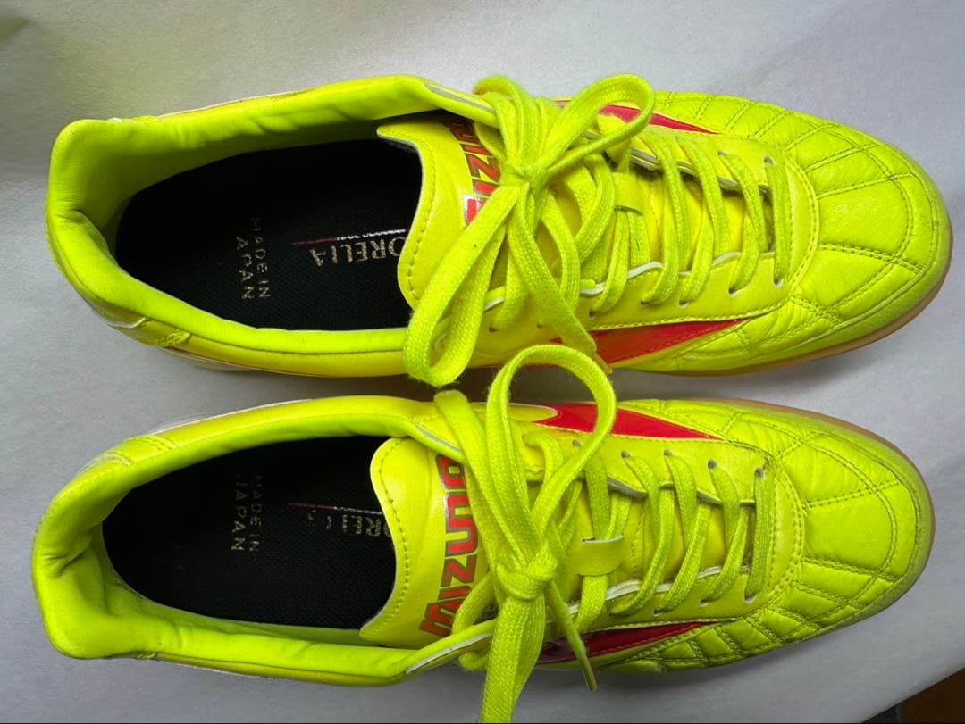 【最終値下げ】モレリアSALA JAPAN IN （26cm・フットサル)