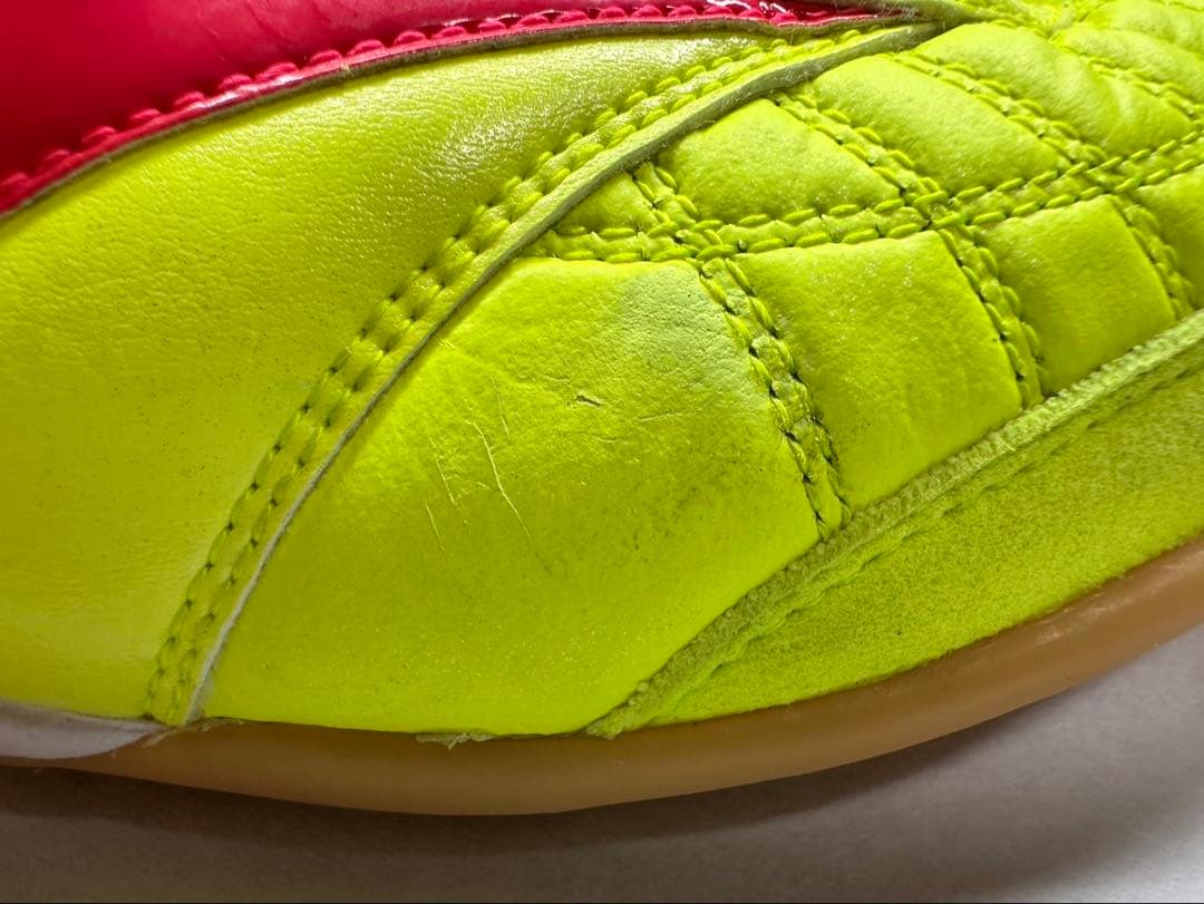 【最終値下げ】モレリアSALA JAPAN IN （26cm・フットサル)