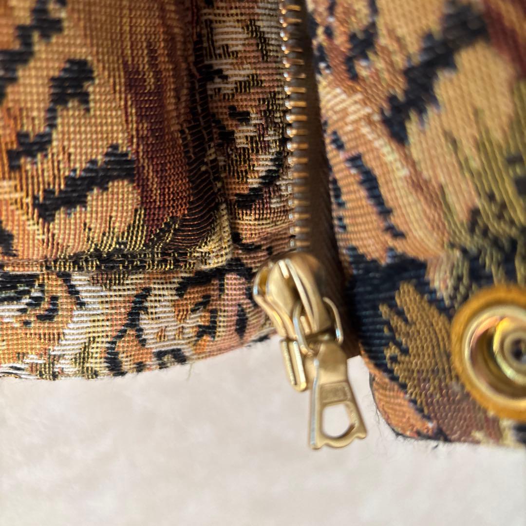 BLESS 別注　クレセントダウンワークス　アニマル柄　ダウンベスト