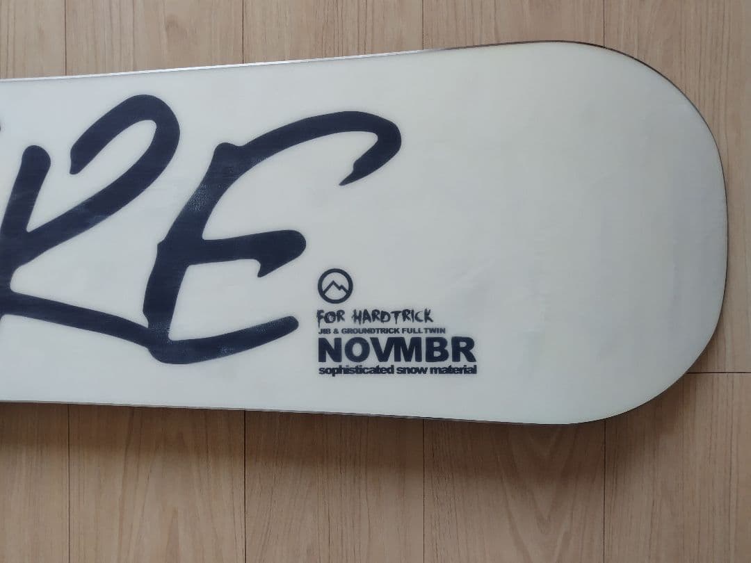 NOVEMBER DESIRE 152cm スノーボード　ノベンバー