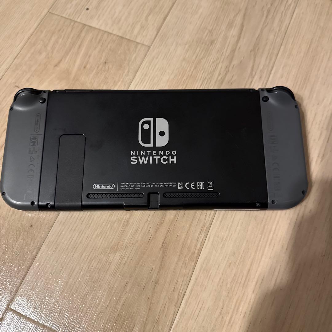 Nintendo Switch グレー本体 HDMIケーブル付属　ケース付き
