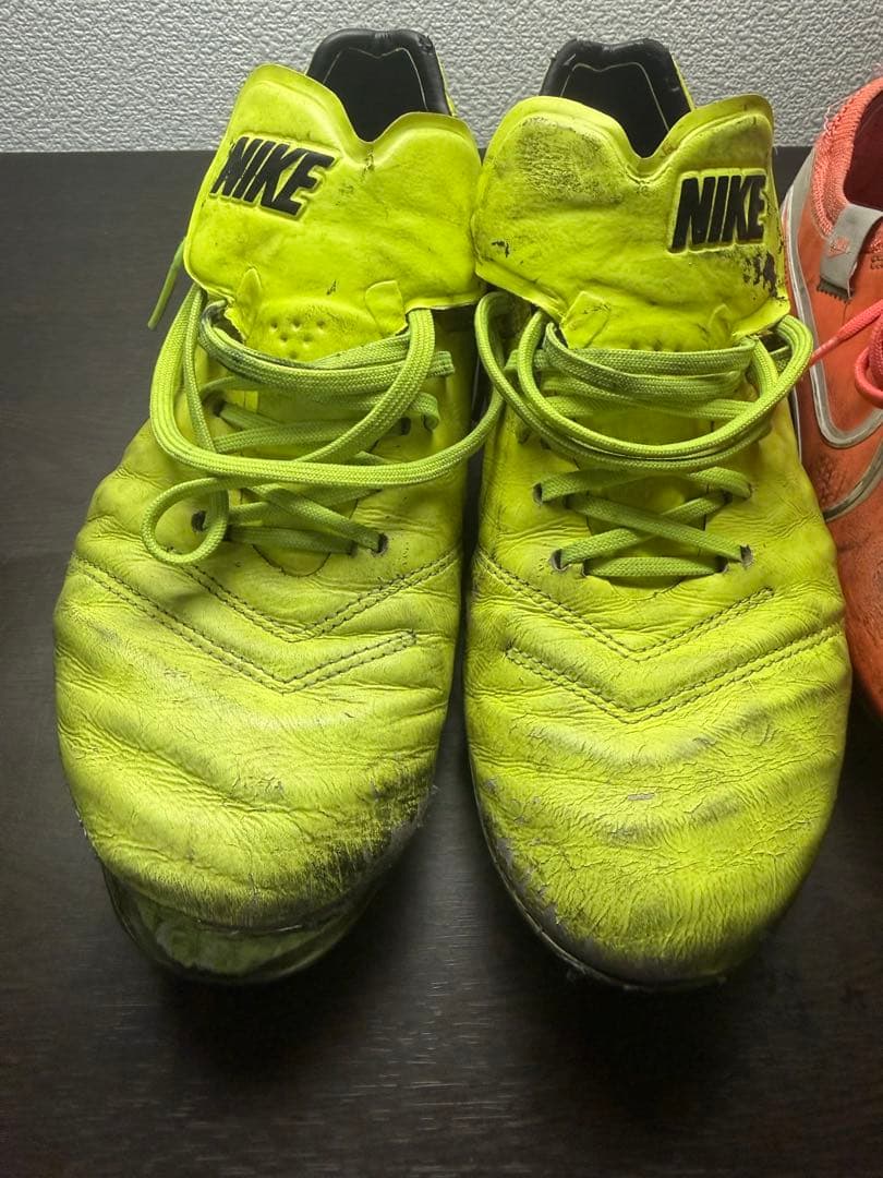 Nike サッカーシューズ イエロー オレンジ
