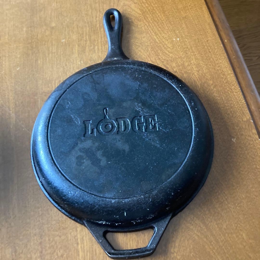 ダッチオーブン(Lodge Logic Combo Cooker 3qt)