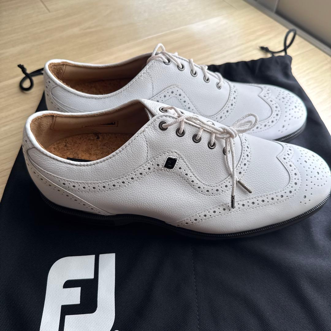 ICON B BLACK ホワイトフットジョイゴルフジュース