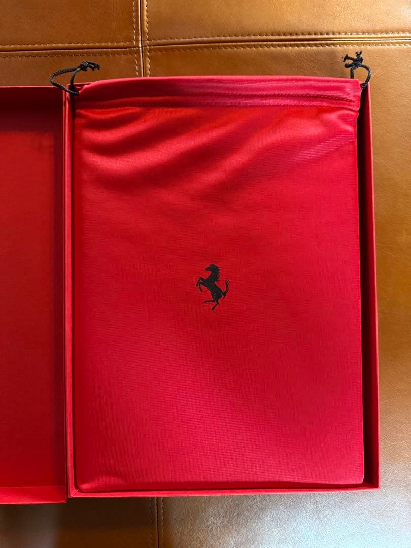 Ferrari フェラーリ　ウェルカムブック