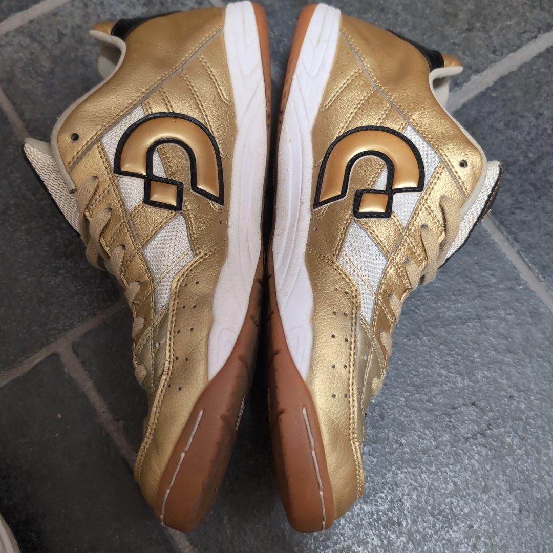 デスポルチ　テッサ　フットサルシューズ